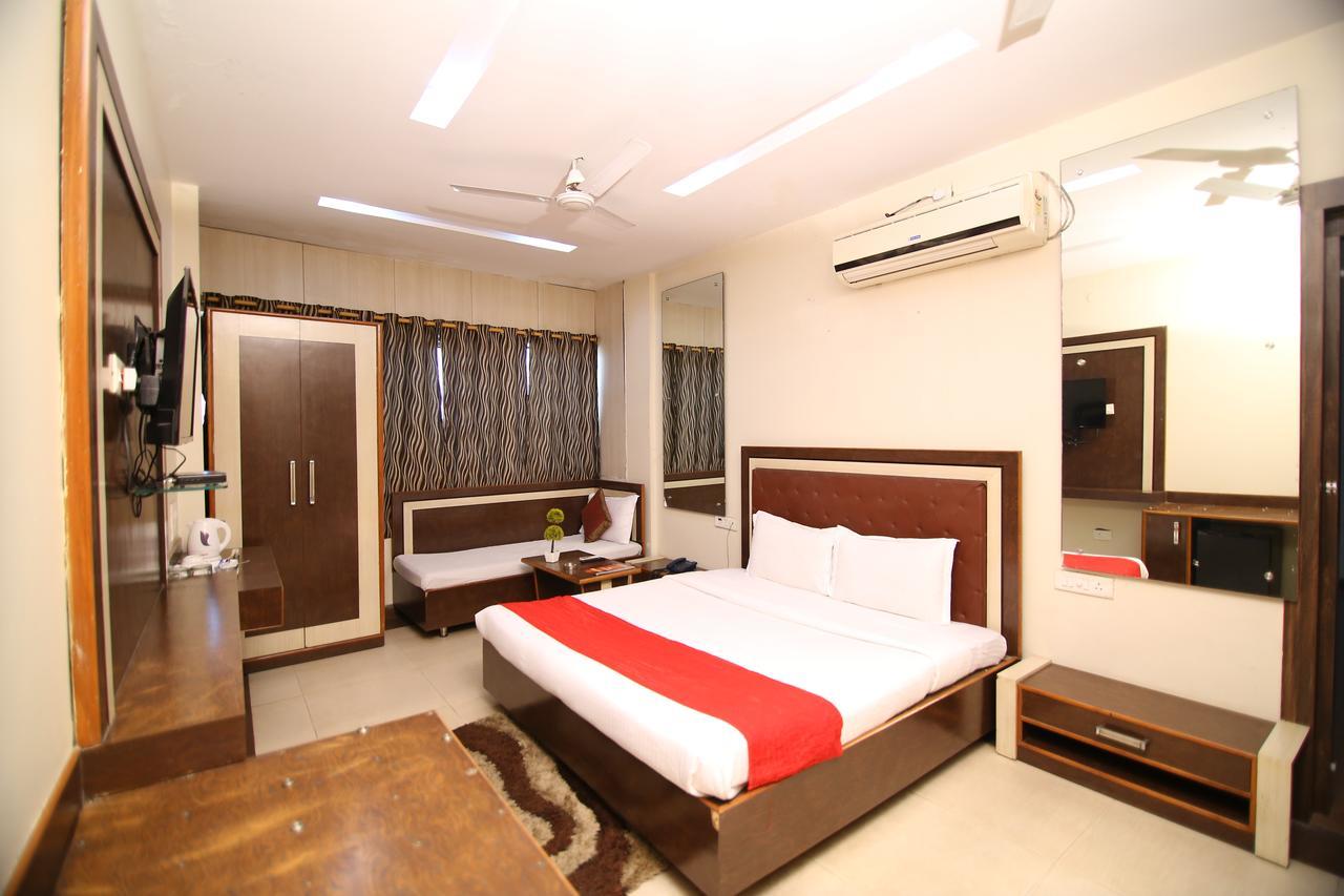 Hotel Pappan Plaza Palwal Dış mekan fotoğraf